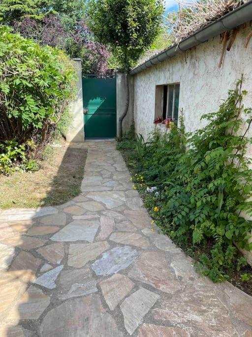 «  La Petite Maison » ....Des Grands Espaces... Сен-Мор-де-Фоссе Екстер'єр фото