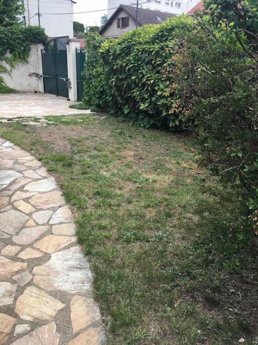 «  La Petite Maison » ....Des Grands Espaces... Сен-Мор-де-Фоссе Екстер'єр фото